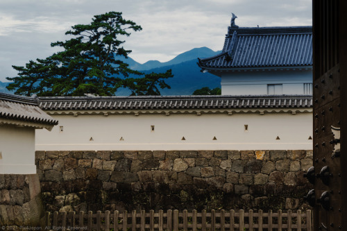 Wall, Moat, and TurretLocated nearly due east of Odawara Castle (Kanagawa Prefecture, Japan), this p