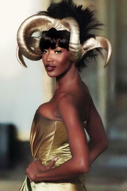 miss-mandy-m: Throwback Thursdays: Naomi Campbell for Givenchy by Alexander McQueen, Spring 1997.