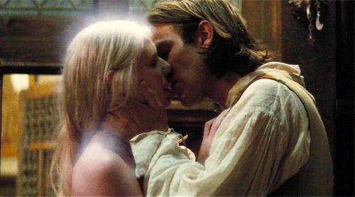 filmgifs:Stardust (2007) dir. Matthew Vaughn