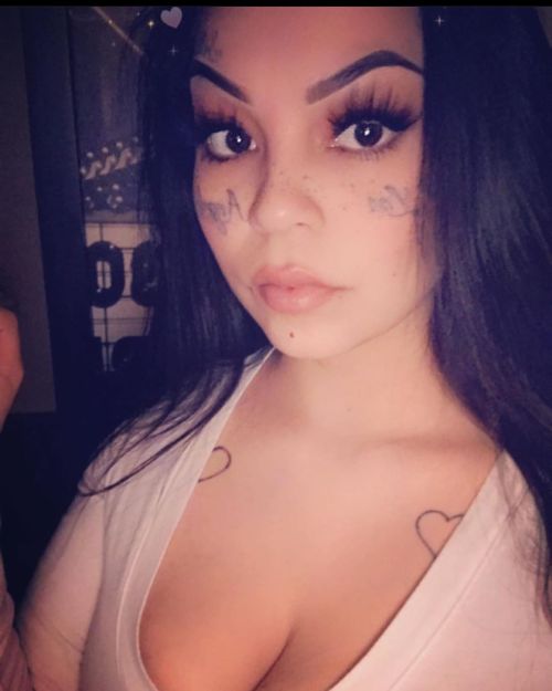 She is chula and she’s lovely and occasionally I touch my penis to her videos!!! #barriogirls @chulalovely  @chulalovely  @chulalovely  @chulalovely  @chulalovely  @chulalovely  https://www.instagram.com/p/B_nehTqgSRl/?igshid=1fiiq64bzr76m