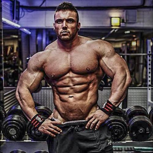 drwannabe:  Luke Sandoe [more posts of Luke]  