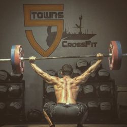 barbells-and-fortitude:  Instagram: @5townscrossfit 