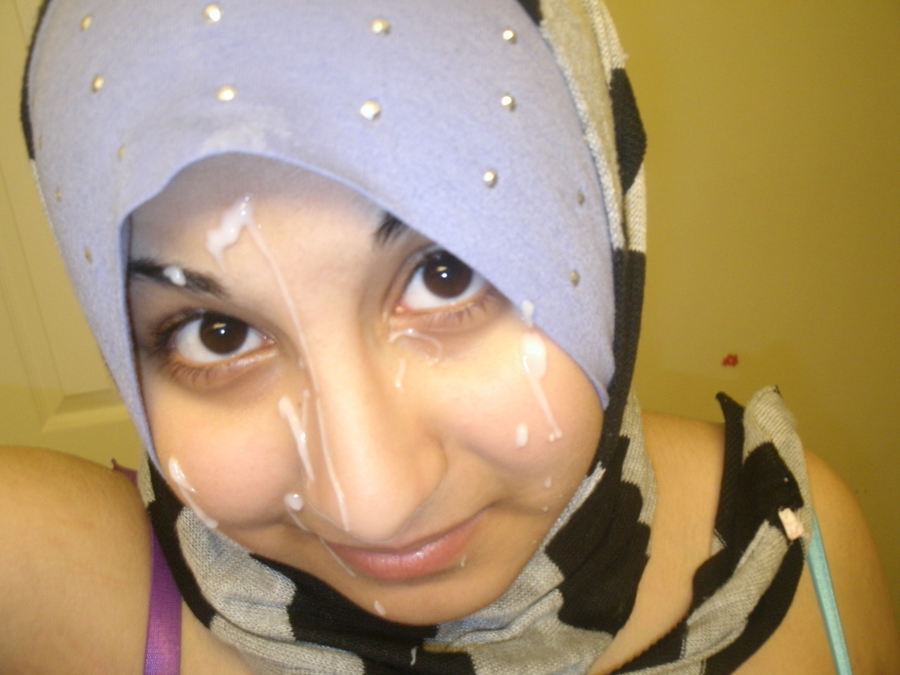 Beautiful hijab arab amateur