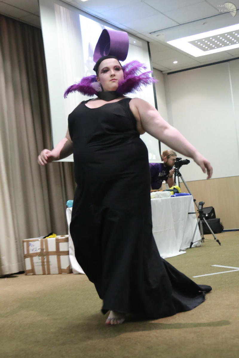 blissfulbanana:  Some Yzma Shots from Minamicon 21 (2015)Photographs taken by Catbutter