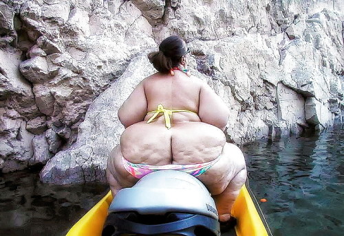 hotbbwsheaven:  Wanna fuck a busty bbw? - CLICK HERE!  