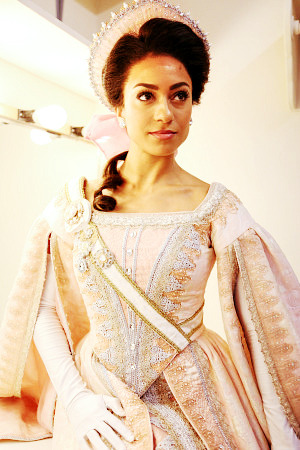 oscarsisaacss:  anatasia the musical: costumes [1/2] costumes by linda cho