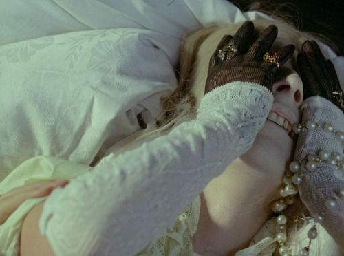 Valerie And Her Week Of Wonders (Jaromil Jireš, 1970)