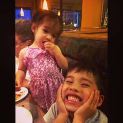 #greatniece #greatnephew #perezsavagery #arielle #diggydo #familyaffair #pizza #strawhat  (at Straw Hat Pizza - Antioch, CA)