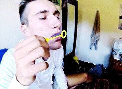 stopprayingfordisaster:  BOYFRIEND ADVENTURE [x] 