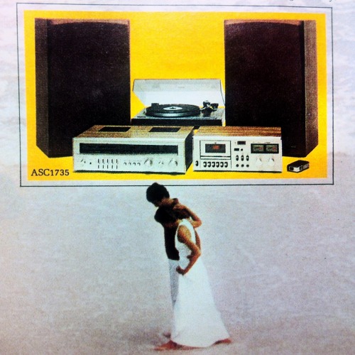 chickswithrecords:  love under a asc1735 sky.