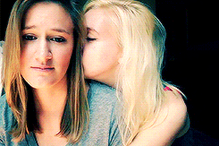 neselium:  Please don’t leave me. // Kaelyn and Lucy: June 2013 