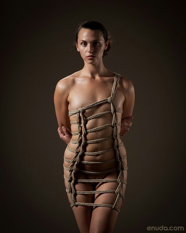 lillytattoo:  Does anyone know where I can find a tutorial for this rope work please?