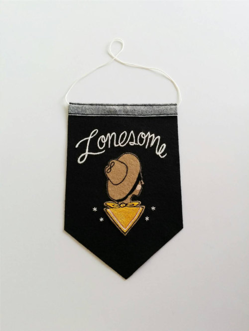 sosuperawesome:  Patches and banners by eradura on Etsy • So Super Awesome is also on Facebook, Twitter and Pinterest • 