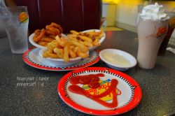 finqerpaint:  Free Johnny Rockets on the