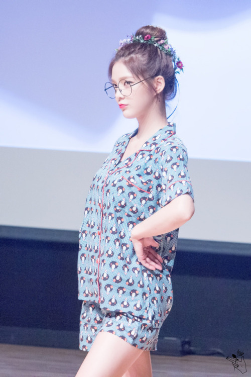 9muses-stan:170715Sojin - Fansign© Red MuMs || DO NOT EDIT