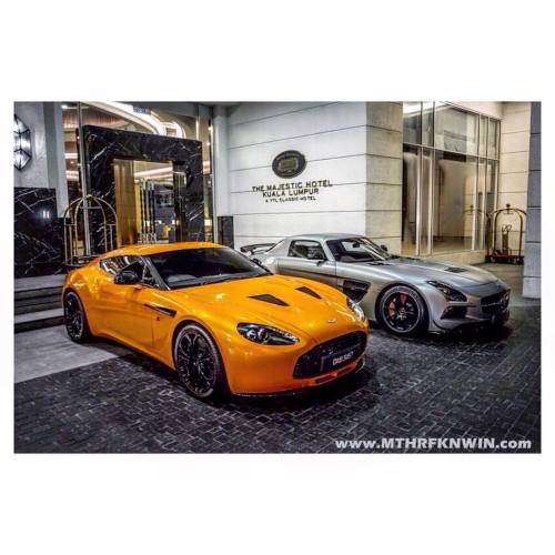 Unlikely lovebirds. Zagato sleeping next to a monster SLS Black Series. Yin&Yang? #Aston #Asto