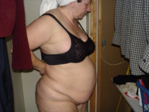 old-mature:  Sharon still fucks like a machine.