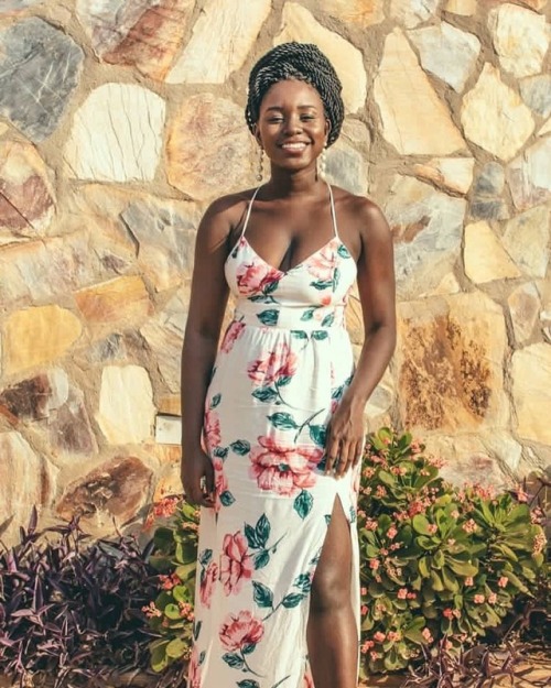 amoafoa:No, I don’t taste like chocolate .New post on the blog! It’s a wedding guest outfit ideas po
