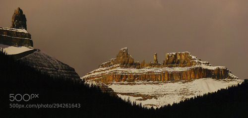 Sunwapta Pass in Jasper National Park by StevenRanger