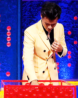 stylinsongifs:otp: cheating