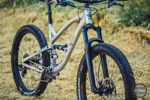 papapapapanda: (via Guerrilla Gravity Trail Pistol 120mm bike debuts - Mtbr.com)