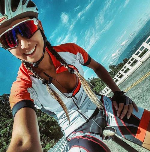 blog-pedalnorth-com: @Regrann from @_amandamarques - Dia de subir a serra - #regrann