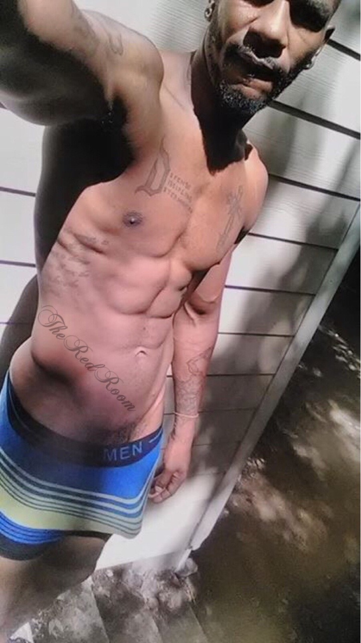 gdr1:  xtheredxroomx:Third most votes for… Phillip 😈❤️😈Http://www.XTheRedXRoomX.tumblr.com
