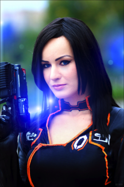 dirty-gamer-girls:  http://dirtygamergirls.com for more beautiful cosplay.