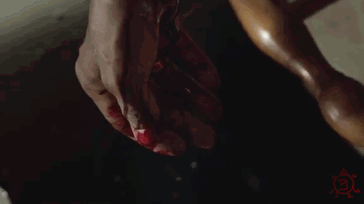 dying-dead-decaying:  Outcast 