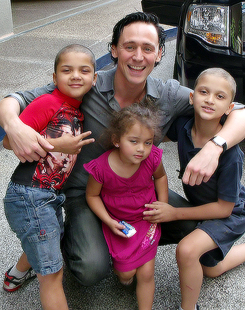 madisonyork:  Tom Hiddleston with kids 