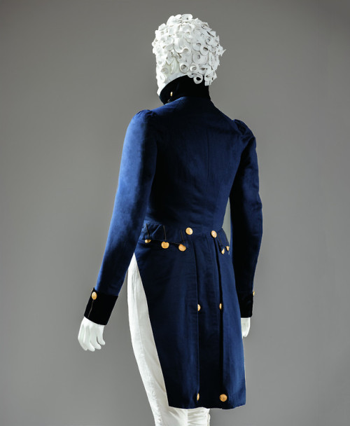 Ab. 1820 Tail Coat And Breeches (England)