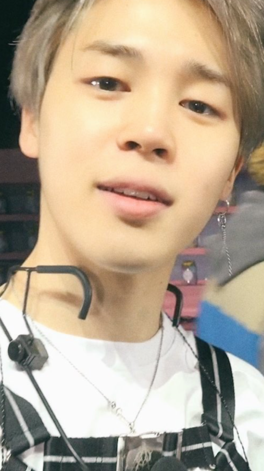 Chinos Chidos — bare faced jimin wallpapers 😍 This just