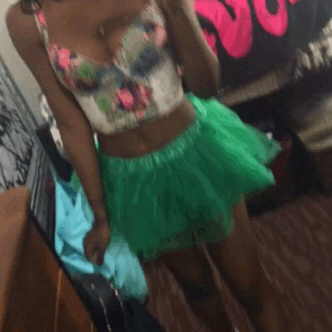 just-a-little-taste:  just as bratty as tinkerbell, might as well dress the part