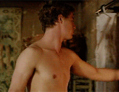 itsalekzmx:    Max Irons in “the white adult photos