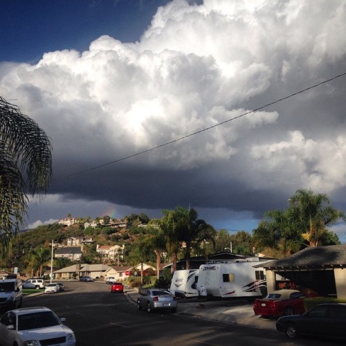 Loving the #Cloudy #Sky! #Rain #So_Cal #Happy #After_the_rain #Photo_Op #The_World_thru_your_Eyes #A