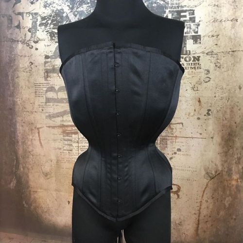 MCC91 overbust #steelbonedcorset #mysticcitycorset #underbust #corsetry #waisttrainingcorset #maleco