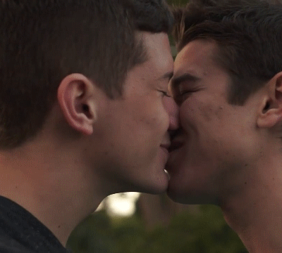 fallingslowlyinlove:    -  