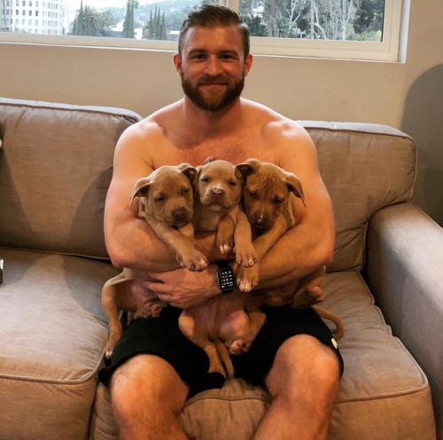 ilovehouseandfur: Instagram: @steve_in_la  iLoveHouseAndFur http://ilovehouseandfur.tumblr.com/archive 