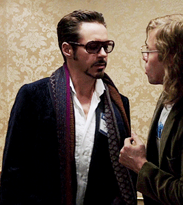 tcnvstark:endless tony stark: 98/?I love how it looks like he’s totally flirting