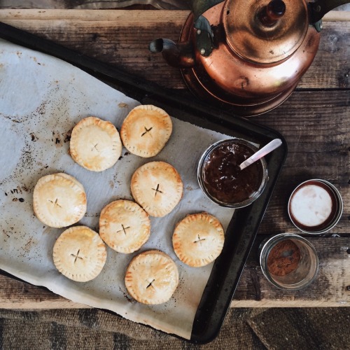 helloancolie:Made some hand pies today! Super easy and fun, these ones flavors are fig jam, salted c