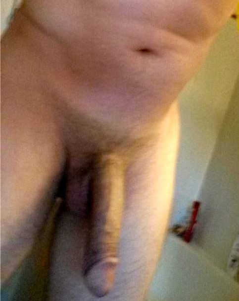 would love to suck his hung big cock huge cock and swallow his big load