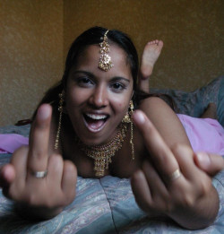 fuckingsexyindians:  Indian gives you the