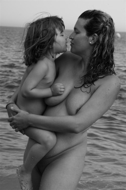 nakedbeauty2015:  The most important thing a mother can pass on to her daughter is how inherently beautiful she is both inside and out. Happy mother’s day.   Wonderful&hellip;.