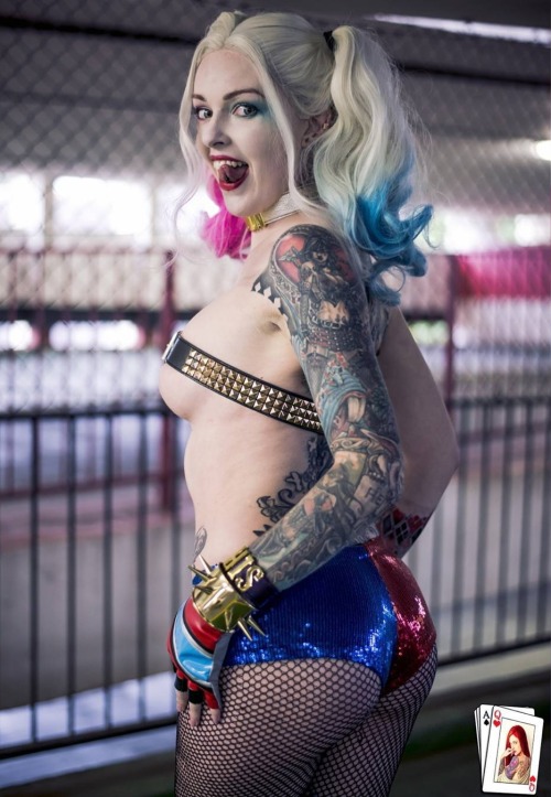 comicbookcosplayvixens: Harley Quinn by Hannah Quinn