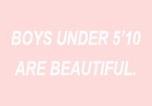 dprdc:sinfulangel:Here’s to all my boys with love handles, stretch marks, ribs that show, who feel t