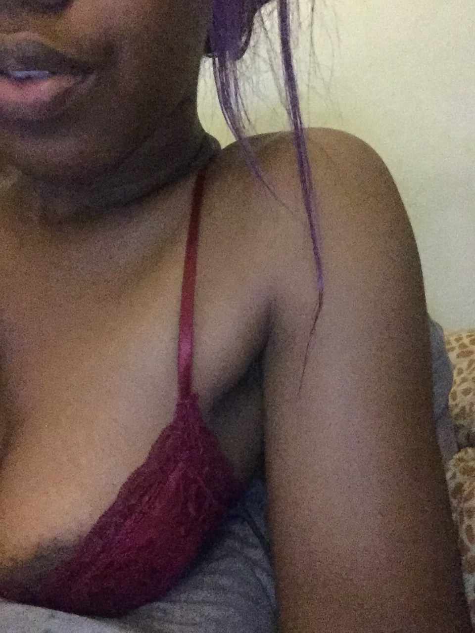 thecherrywinehouse:  These were in my phone. I think my lips look good af  Yesssss