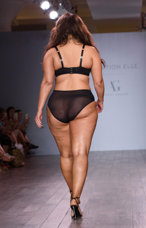 planetofthickbeautifulwomen2:   Plus size model Ashley Graham showcases her curves in black lace underwear on the runway at the Addition Elle  Presents Holiday 2016 RTW + Ashley Graham Lingerie fashion show during  Style360 Fashion Week at Metropolitan