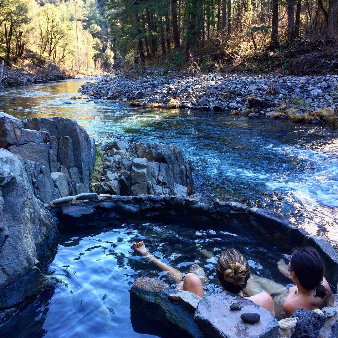 soakingspirit:  surfmusictrees We’re on a hot springs hunt through California and