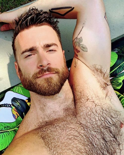 https://64.media.tumblr.com/2f4f135a6b56a1c5741b1bdcb0582a20/4ea3a0f24c0d2a35-e4/s500x750/5980f08f5d4adf2e6ca6fb10646c4cad6782e817.jpg
