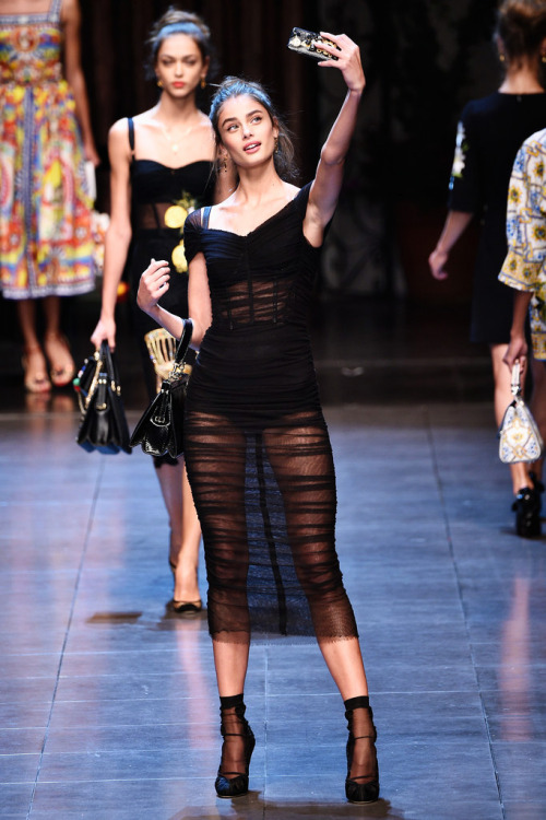 runwayandbeauty:  Taylor Marie Hill - Dolce & Gabbana Spring 2016 Ready to Wear, Milan Fashion Week.